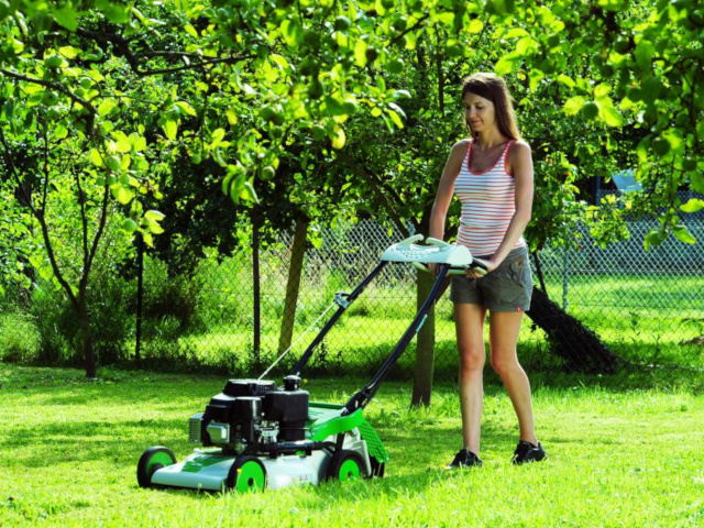 etesia-kosiarka-duocut-53